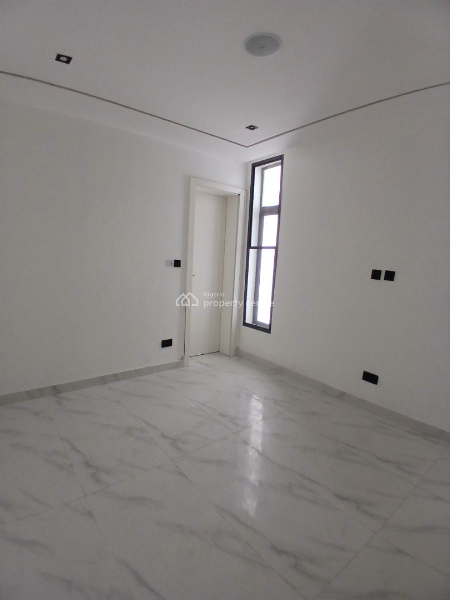 2, Lekki Phase 1, Lekki, Lagos, Flat / Apartment for Rent