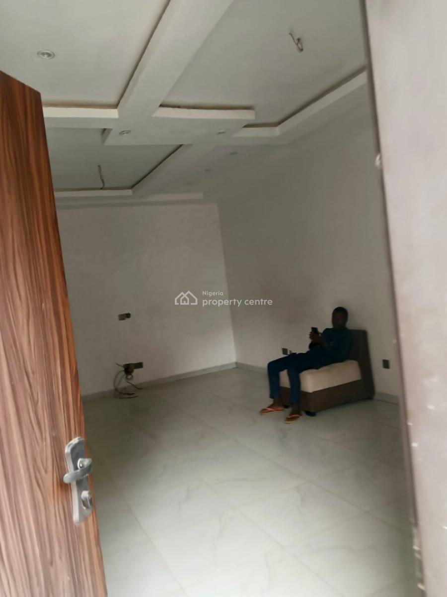 Smart 4 Bedroom Penthouse, Lugbe District, Abuja, Detached Duplex for Rent