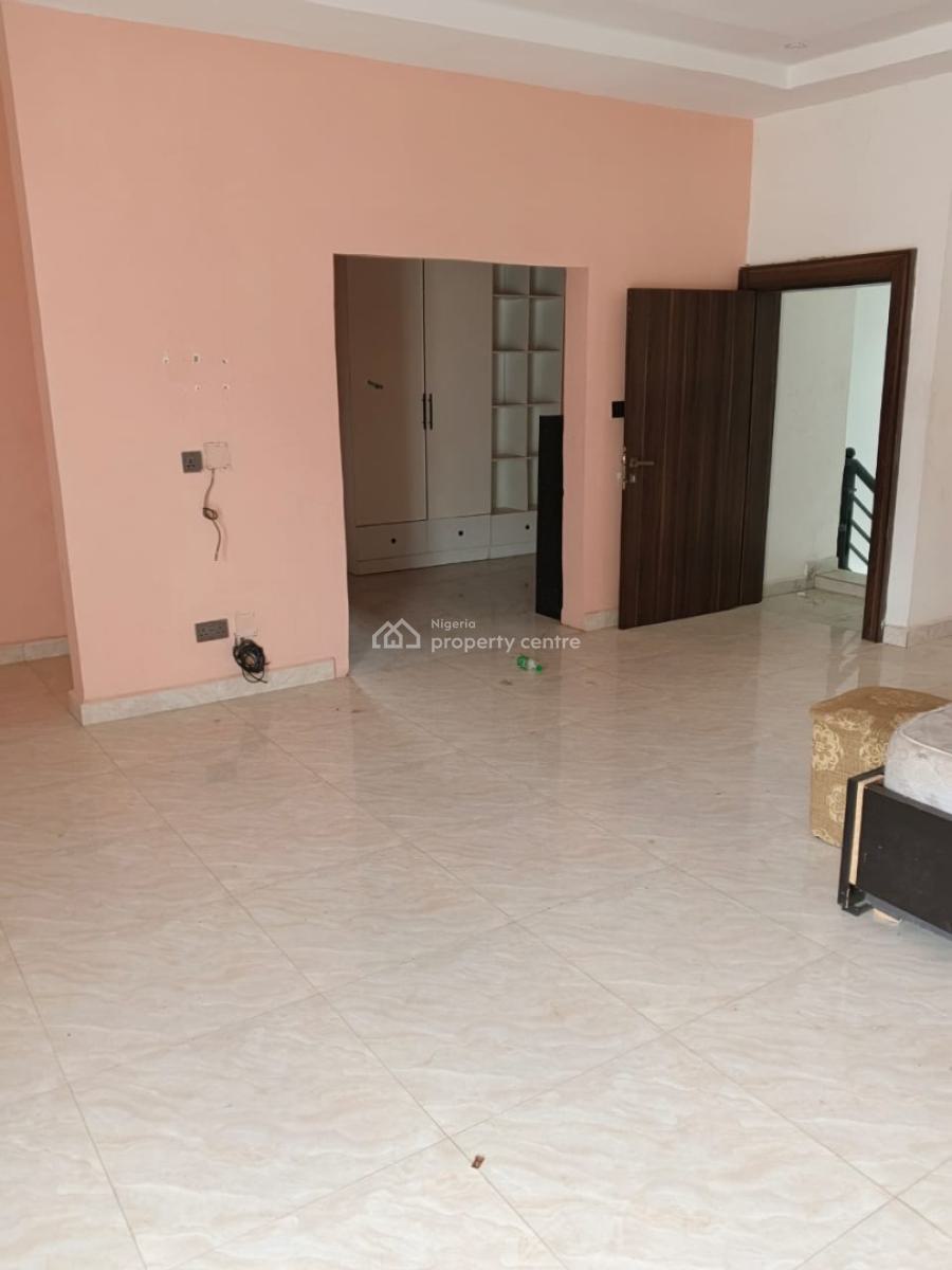 Smart 4 Bedroom Penthouse, Lugbe District, Abuja, Detached Duplex for Rent