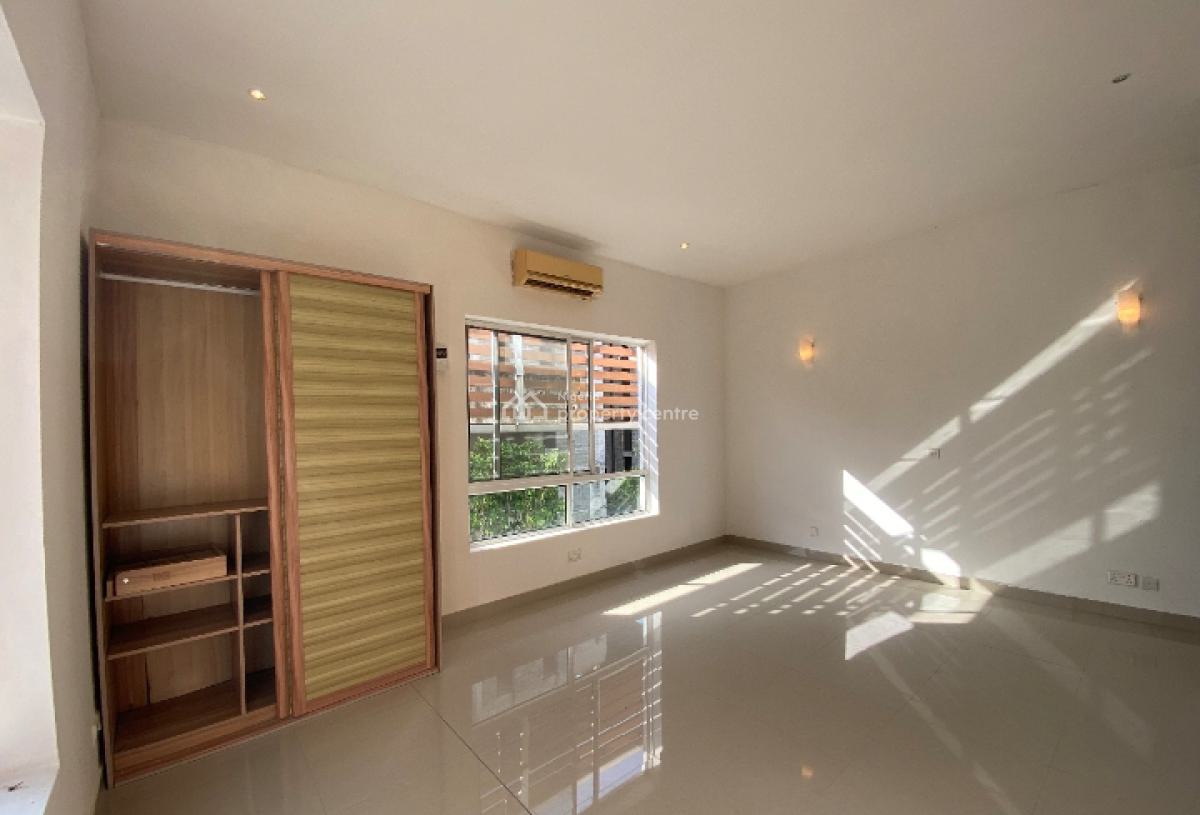 Luxury 3 Bedroom with a Bq, Banana Island, Ikoyi, Lagos, Flat / Apartment for Sale