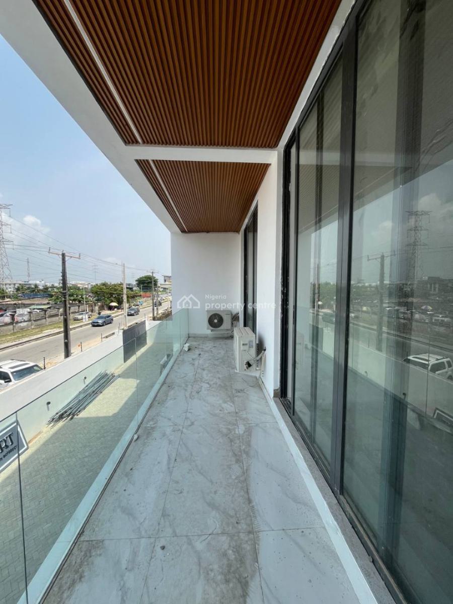 2 Bedroom Apartment, Lekki Phase 1, Lekki, Lagos, Flat / Apartment for Sale