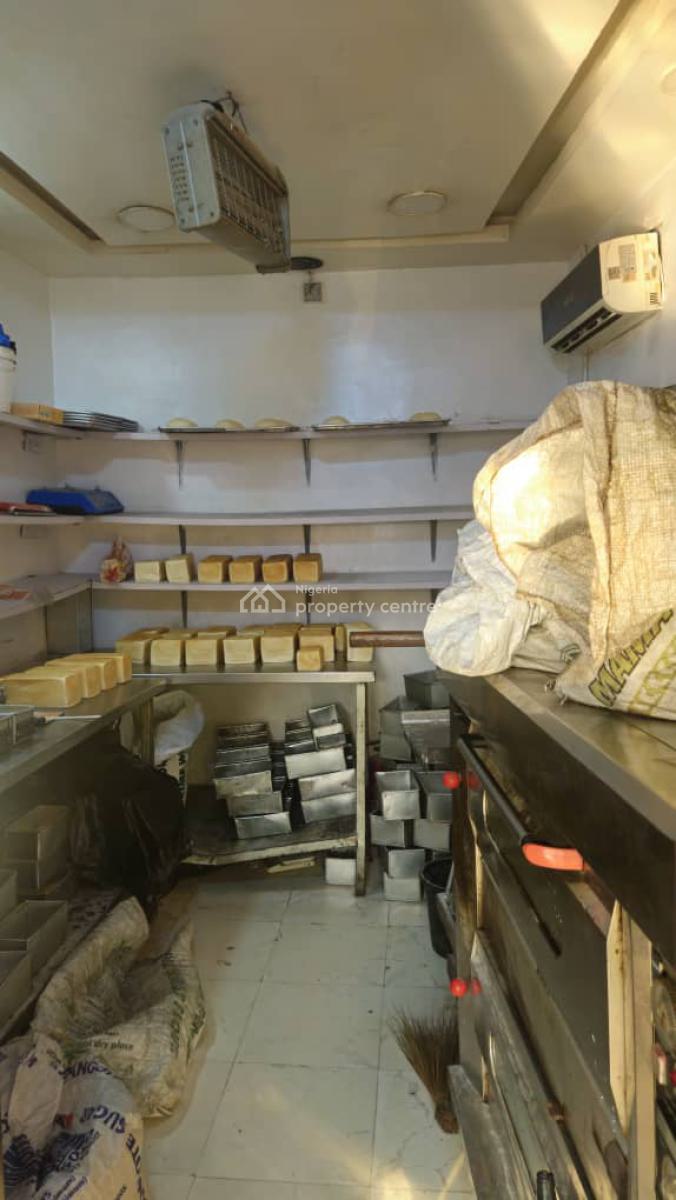 Shop Space, Gra Phase 2, Magodo, Lagos, Shop for Sale