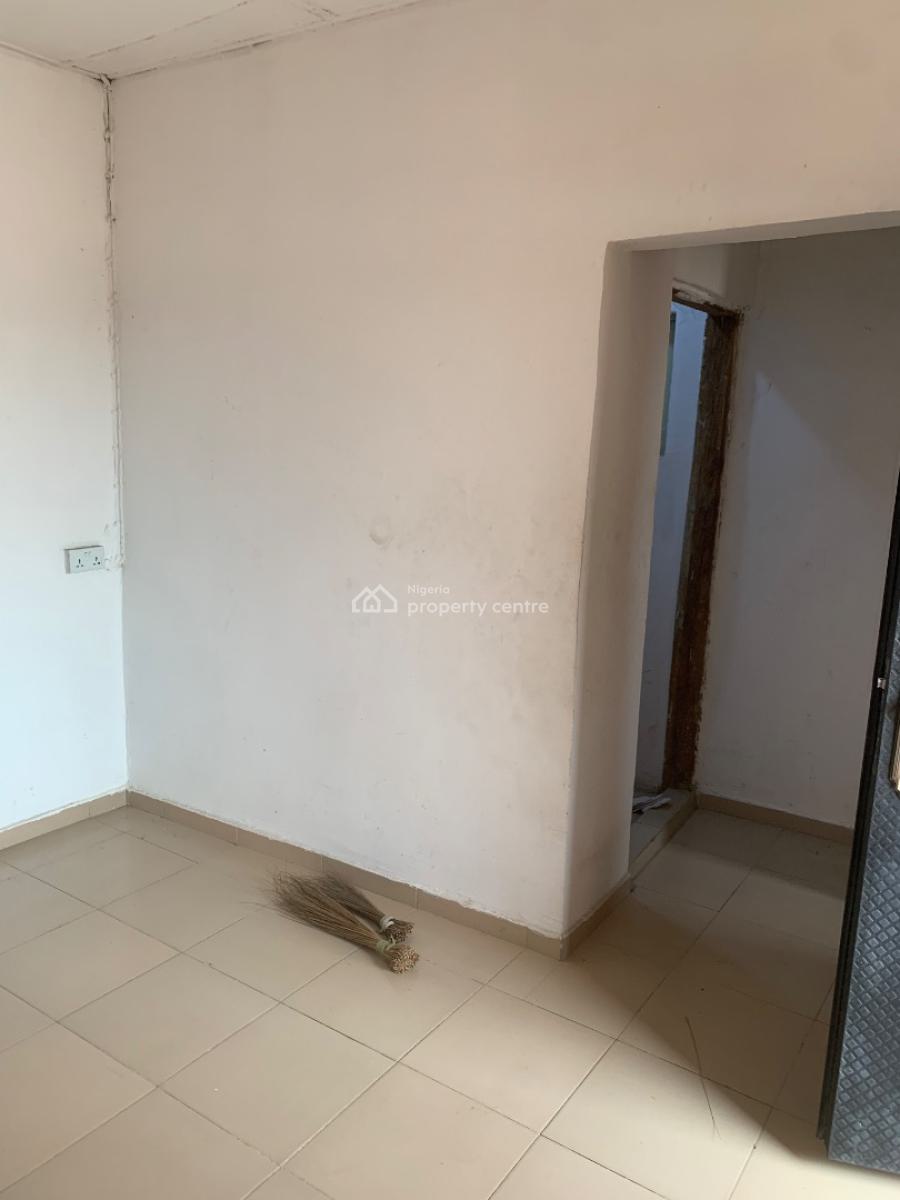 Spacious Self Containupstairs with Balcony, Rock Stone Estate, Badore, Ajah, Lagos, Self Contain (single Rooms) for Rent
