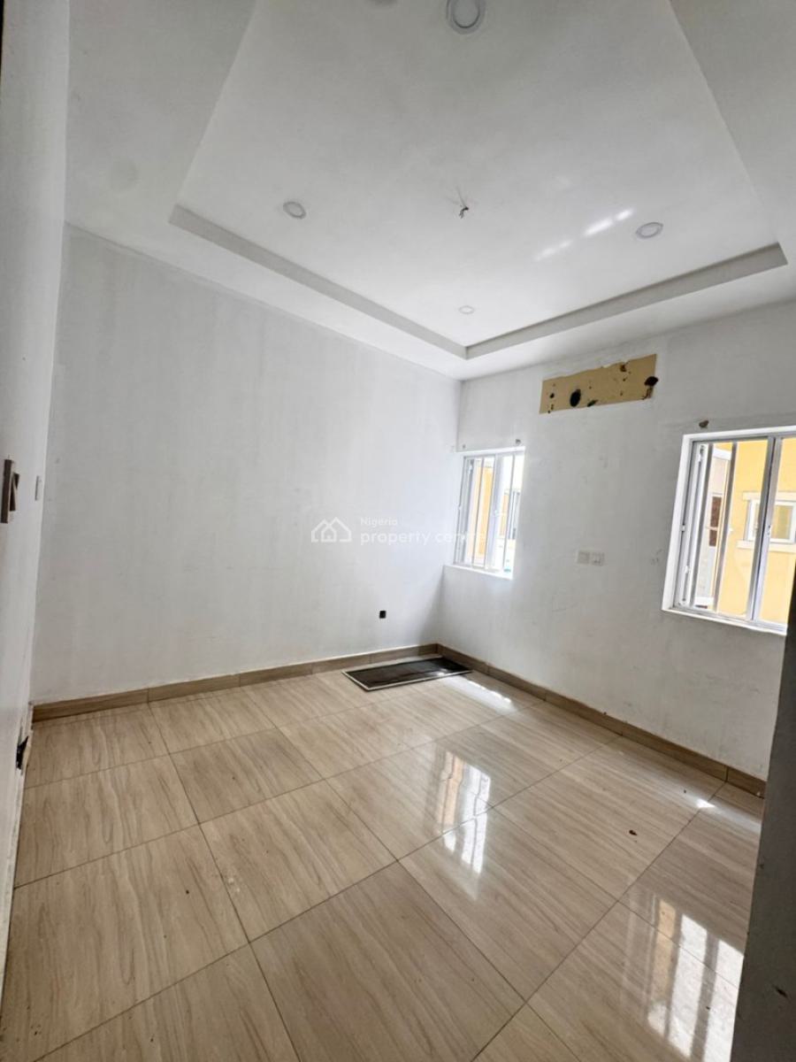 2_bedroom Flat, Orchid Road, Lekki, Lagos, Flat / Apartment for Rent