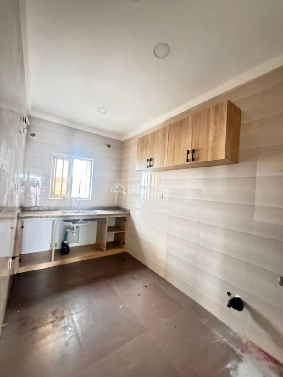 2_bedroom Flat, Orchid Road, Lekki, Lagos, Flat / Apartment for Rent