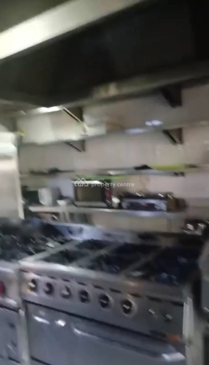 Lovely Restaurant / Lounge Space, with Kitchen, Reception, Off Ademola Adetokunbo, Wuse 2, Abuja, Restaurant / Bar for Rent