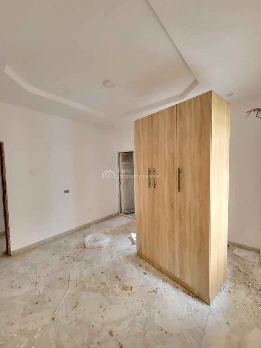 Spacious and Clean 2 Bedroom Apartment, Mobil Road, Ajah, Lagos, Flat / Apartment for Rent