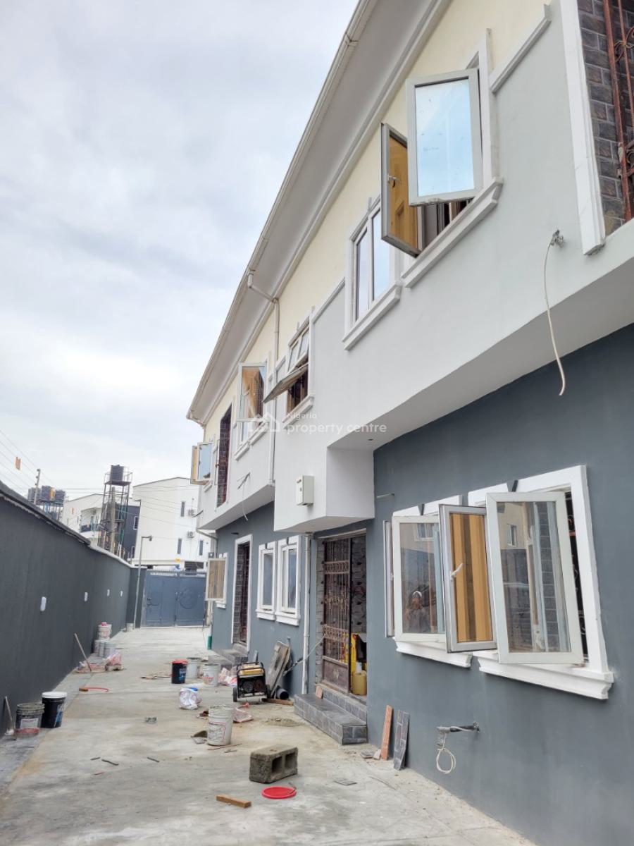 Spacious and Clean 2 Bedroom Apartment, Mobil Road, Ajah, Lagos, Flat / Apartment for Rent