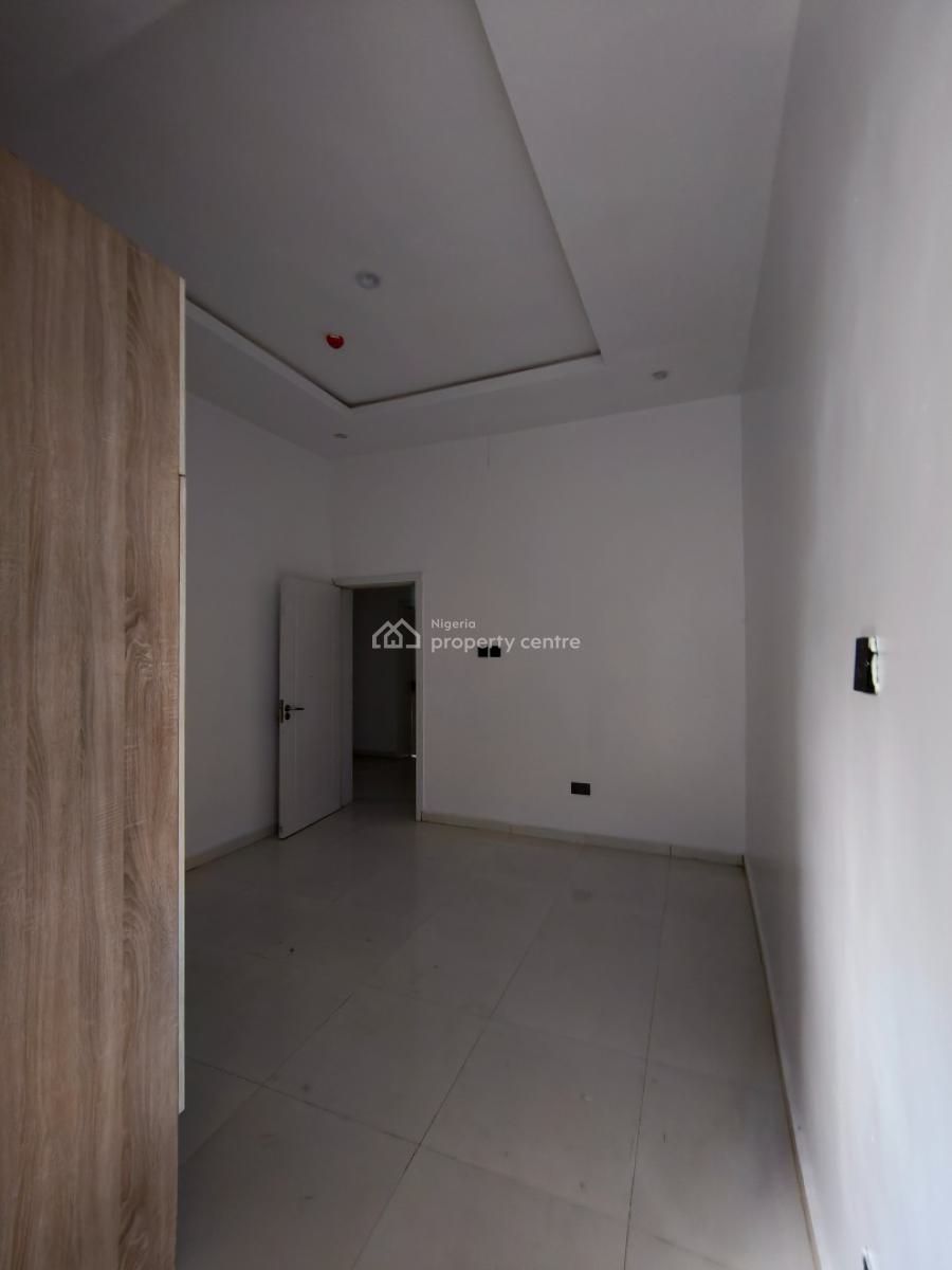 Luxury Well Maintained 4 Bedrooms Duplex, Osapa, Lekki, Lagos, Terraced Duplex for Rent