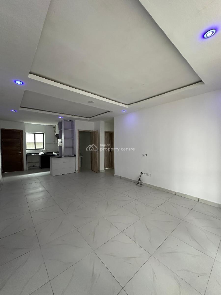 Serviced 2 Bedroom Apartment with Childrens Playground, Chevron Drive, Lekki, Lagos, Flat / Apartment for Rent