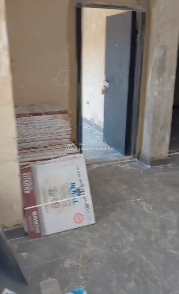 Newly Built 2 Bedrooms, Nathan Street, Surulere, Lagos, Flat / Apartment for Rent