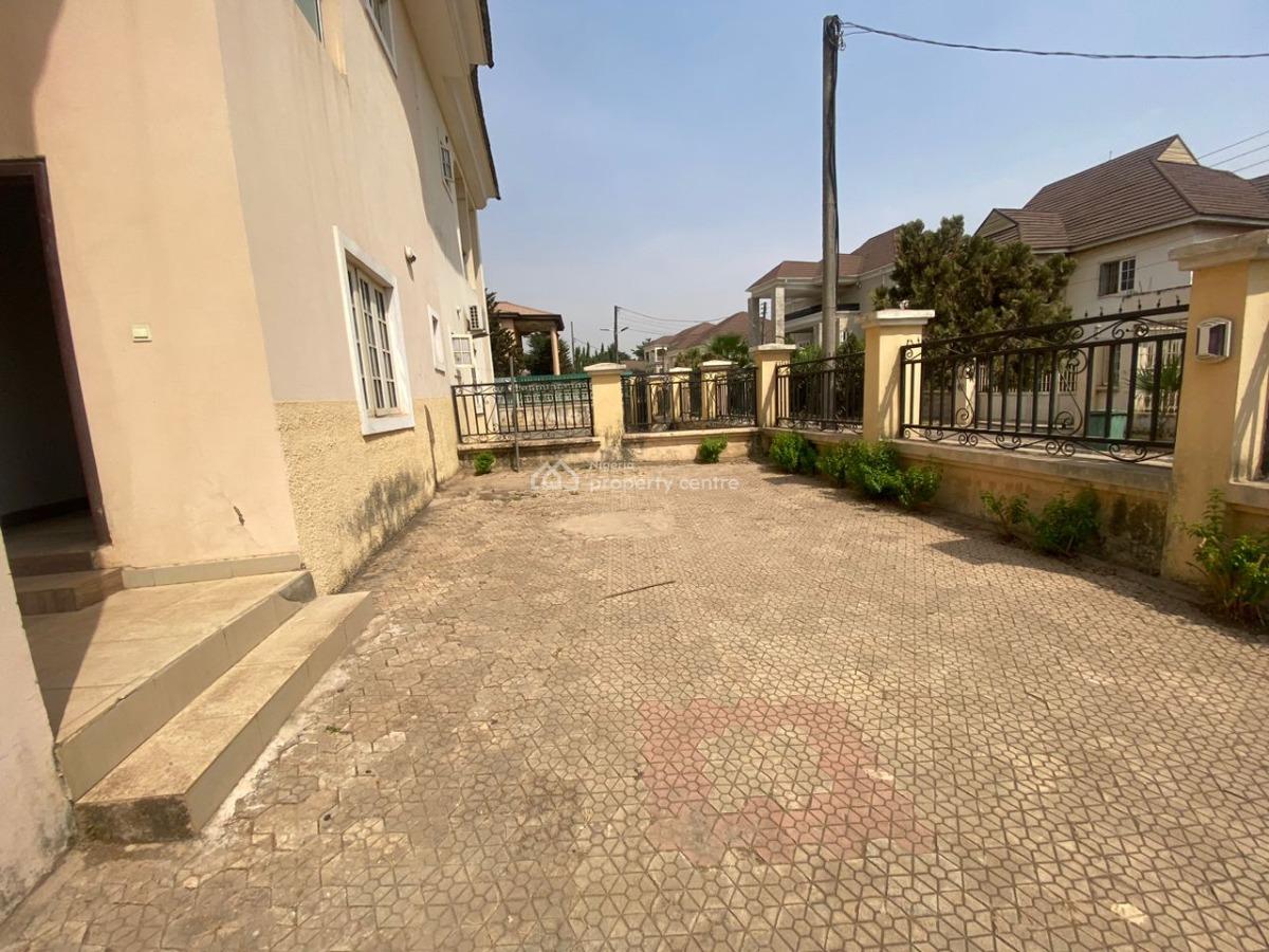 4 Bedrooms Semi Detached Duplex with Study Room and Bq, Thurja Ville Estate, Utako, Abuja, Semi-detached Duplex for Rent