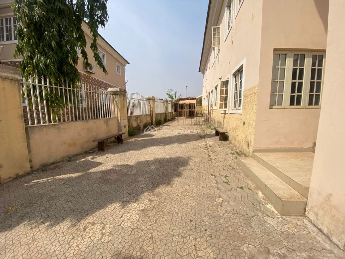 4 Bedrooms Semi Detached Duplex with Study Room and Bq, Thurja Ville Estate, Utako, Abuja, Semi-detached Duplex for Rent