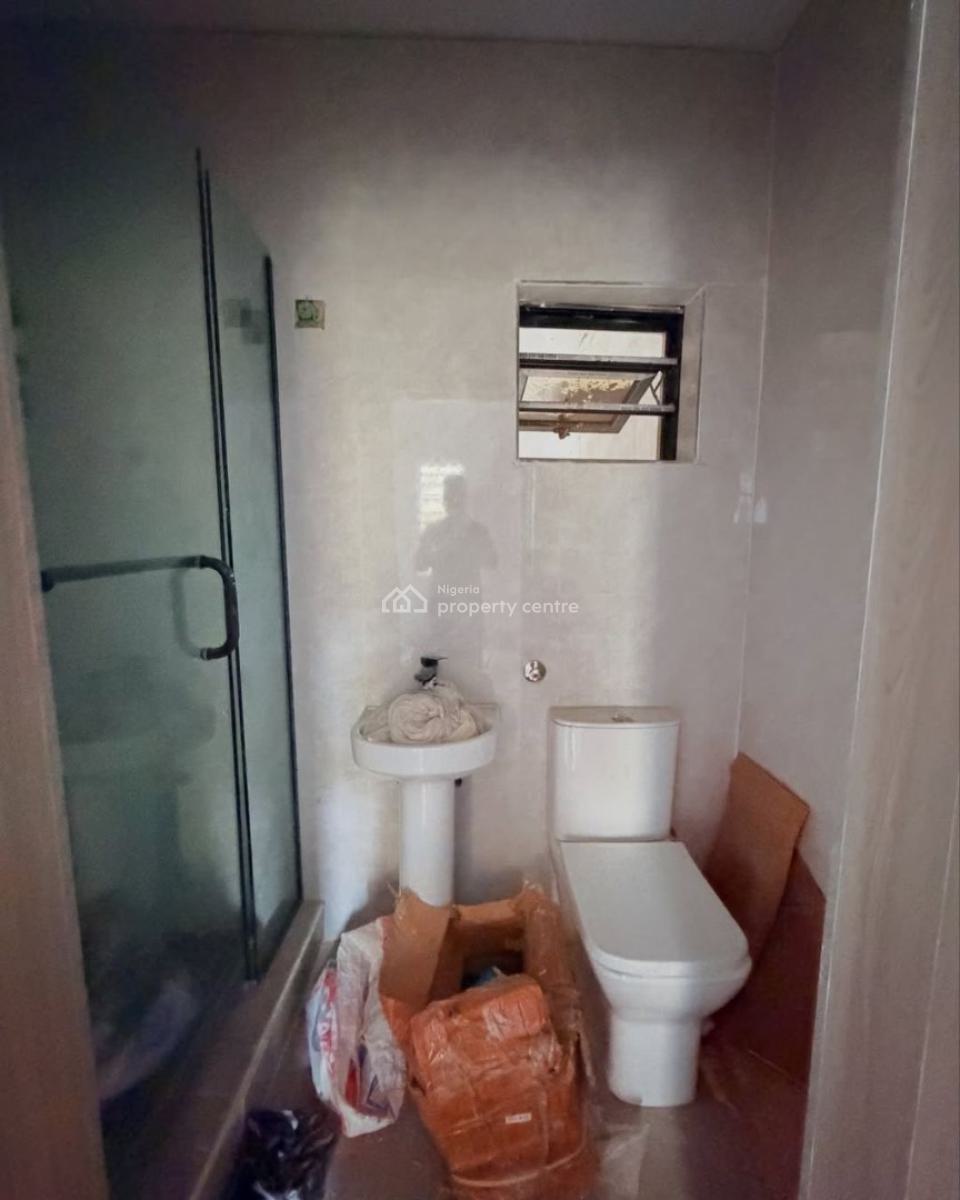 Exquisitely Built 4 Bedrooms Terraced Duplex in a Prime Location, Surulere, Lagos, Terraced Duplex for Sale