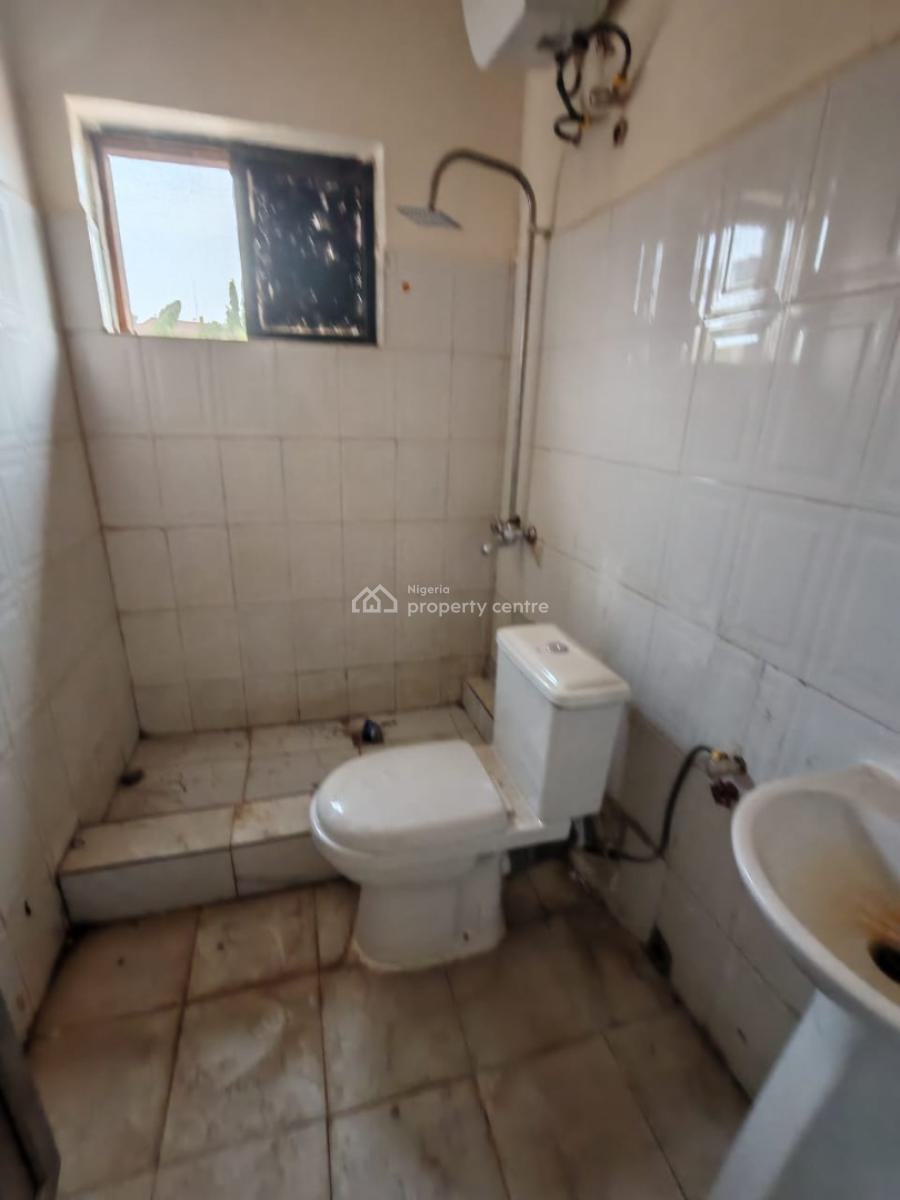 2 Bedrooms Flat, Folaranmi Aduke Street, Mabushi, Abuja, Flat / Apartment for Rent