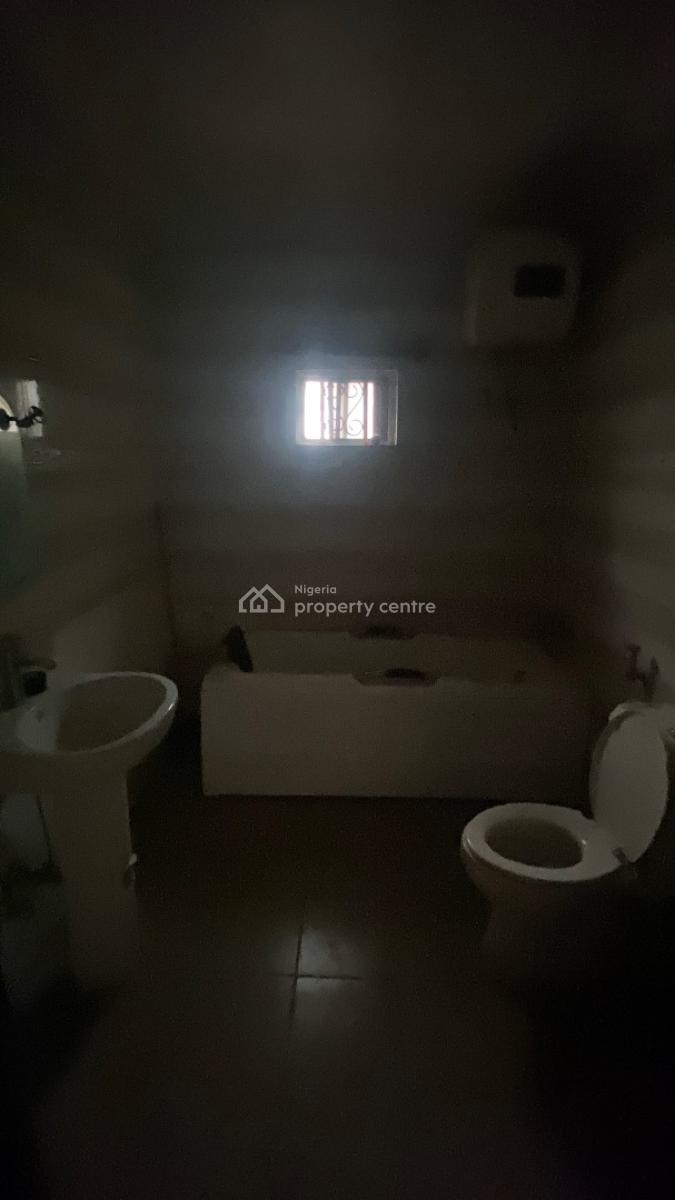 Spacious 3 Bedrooms Flat, Wuse 2, Abuja, House for Rent