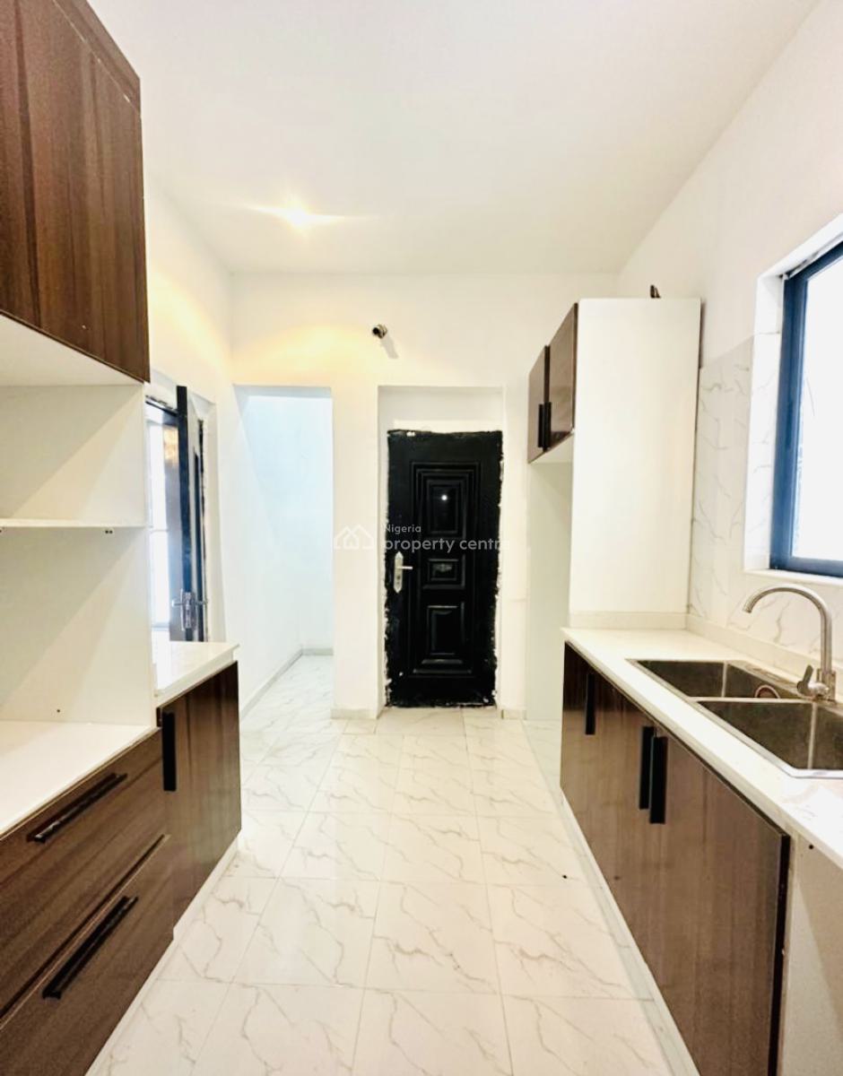 2 Bedrooms Apartment with Swimming Pool and Gym, Ikate, Lekki, Lagos, Flat / Apartment for Rent