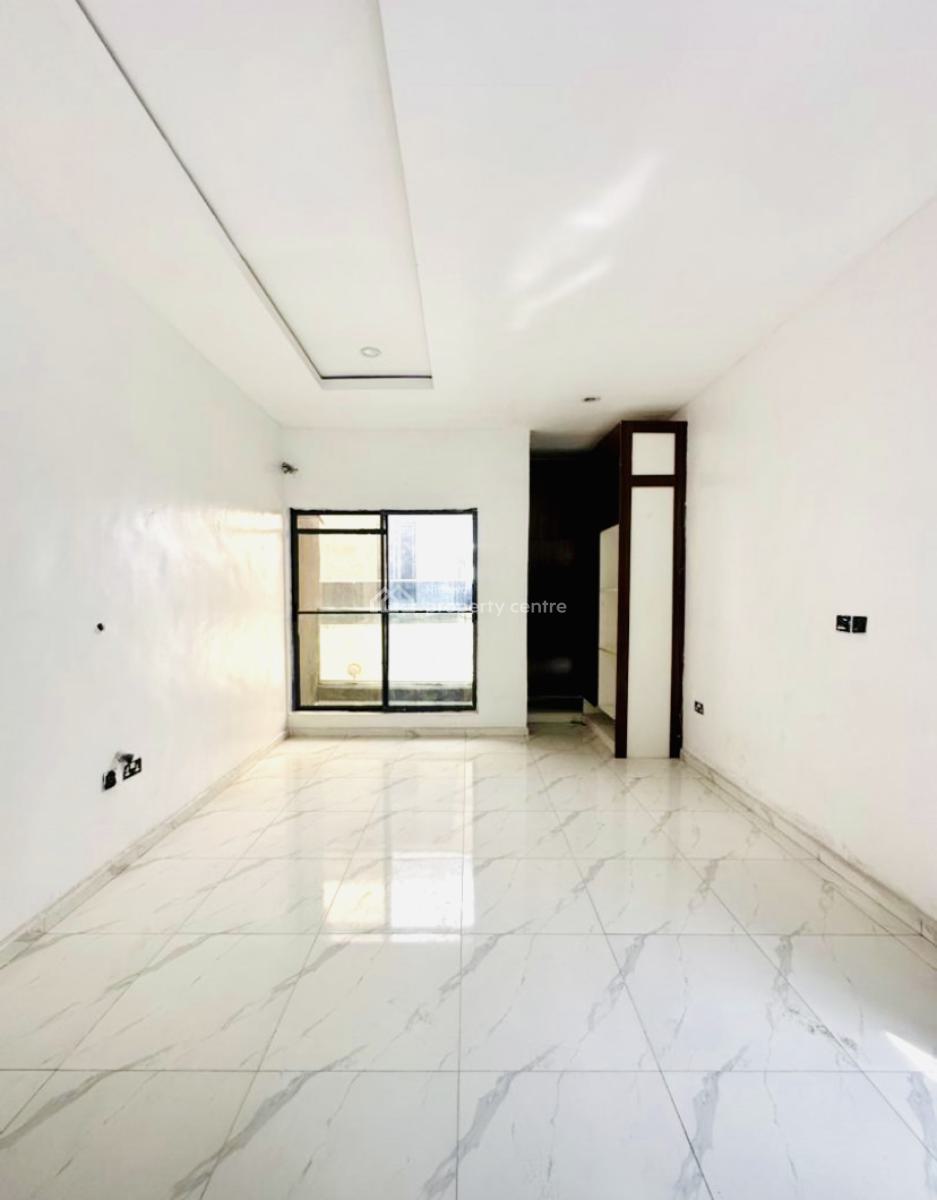 2 Bedrooms Apartment with Swimming Pool and Gym, Ikate, Lekki, Lagos, Flat / Apartment for Rent