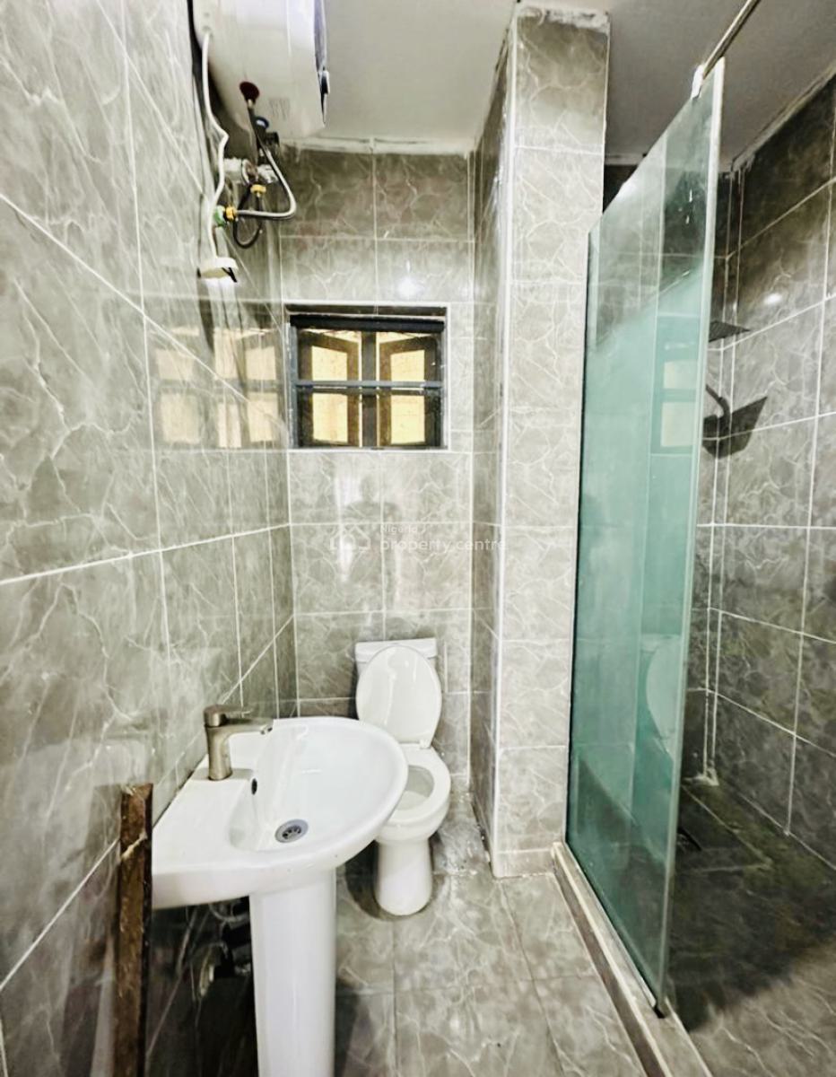 2 Bedrooms Apartment with Swimming Pool and Gym, Ikate, Lekki, Lagos, Flat / Apartment for Rent