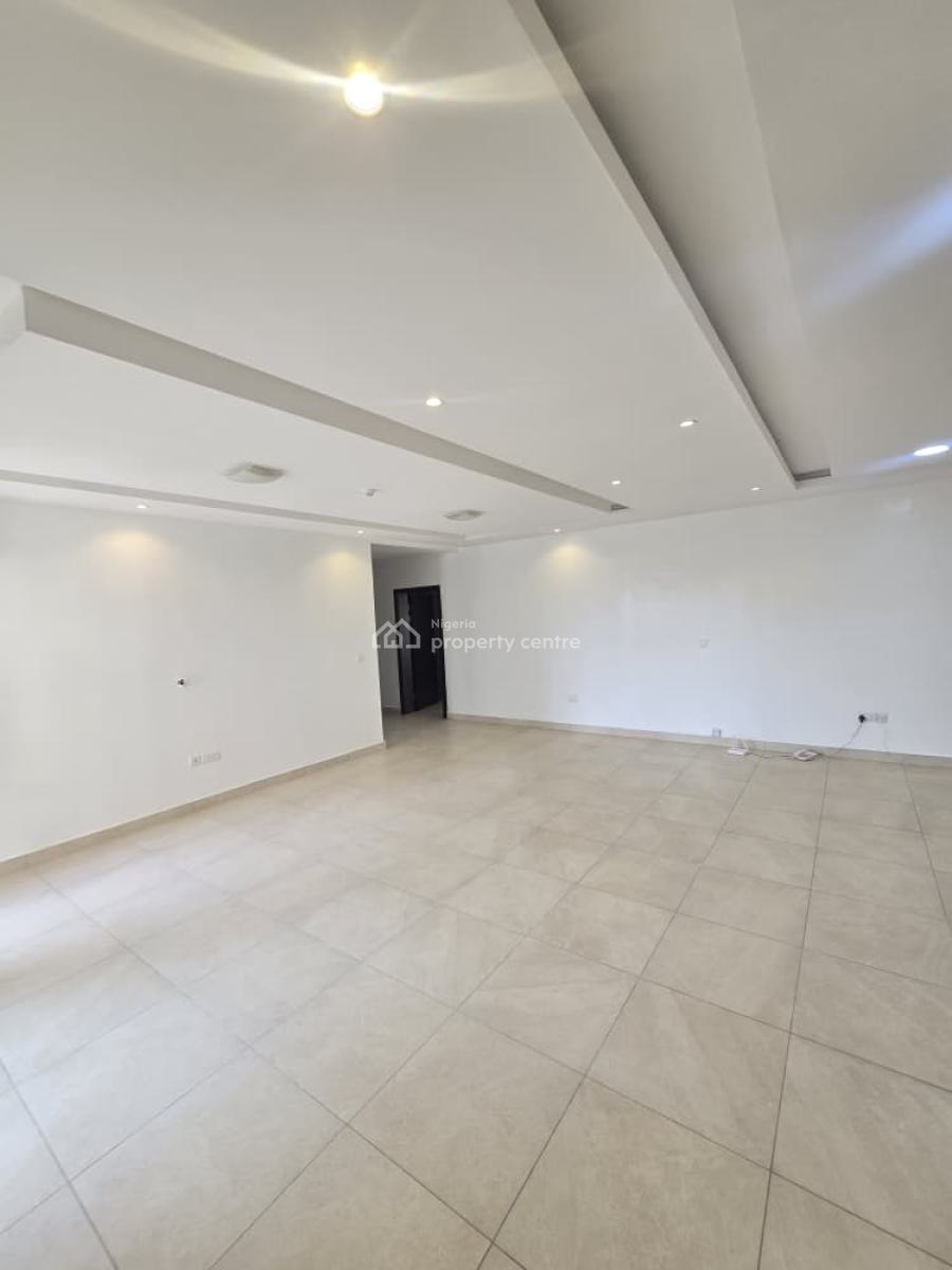 Very Spacious 3 Bedroom Flat with a Bq, Old Ikoyi, Old Ikoyi, Ikoyi, Lagos, Flat / Apartment for Rent