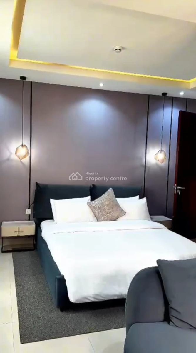 Luxurious 3 Bedroom Flat Ensuit with Bq,pool, Old Ikoyi, Ikoyi, Lagos, Flat / Apartment for Rent