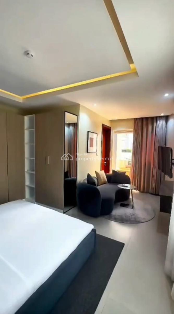 Luxurious 3 Bedroom Flat Ensuit with Bq,pool, Old Ikoyi, Ikoyi, Lagos, Flat / Apartment for Rent