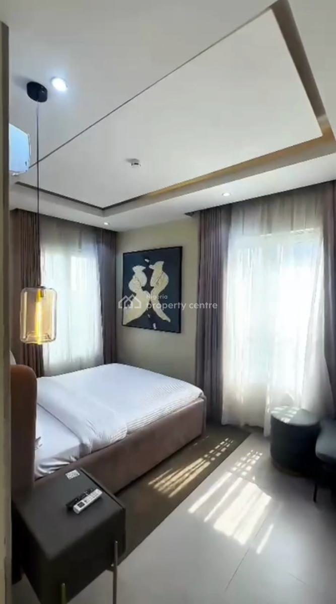 Luxurious 3 Bedroom Flat Ensuit with Bq,pool, Old Ikoyi, Ikoyi, Lagos, Flat / Apartment for Rent