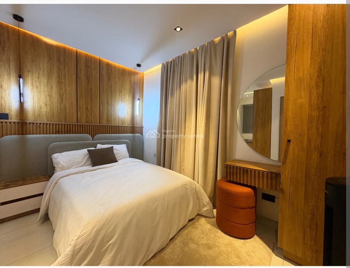 Luxuriously Furnished Studio Apartment, Surulere, Surulere, Lagos, Flat / Apartment for Sale