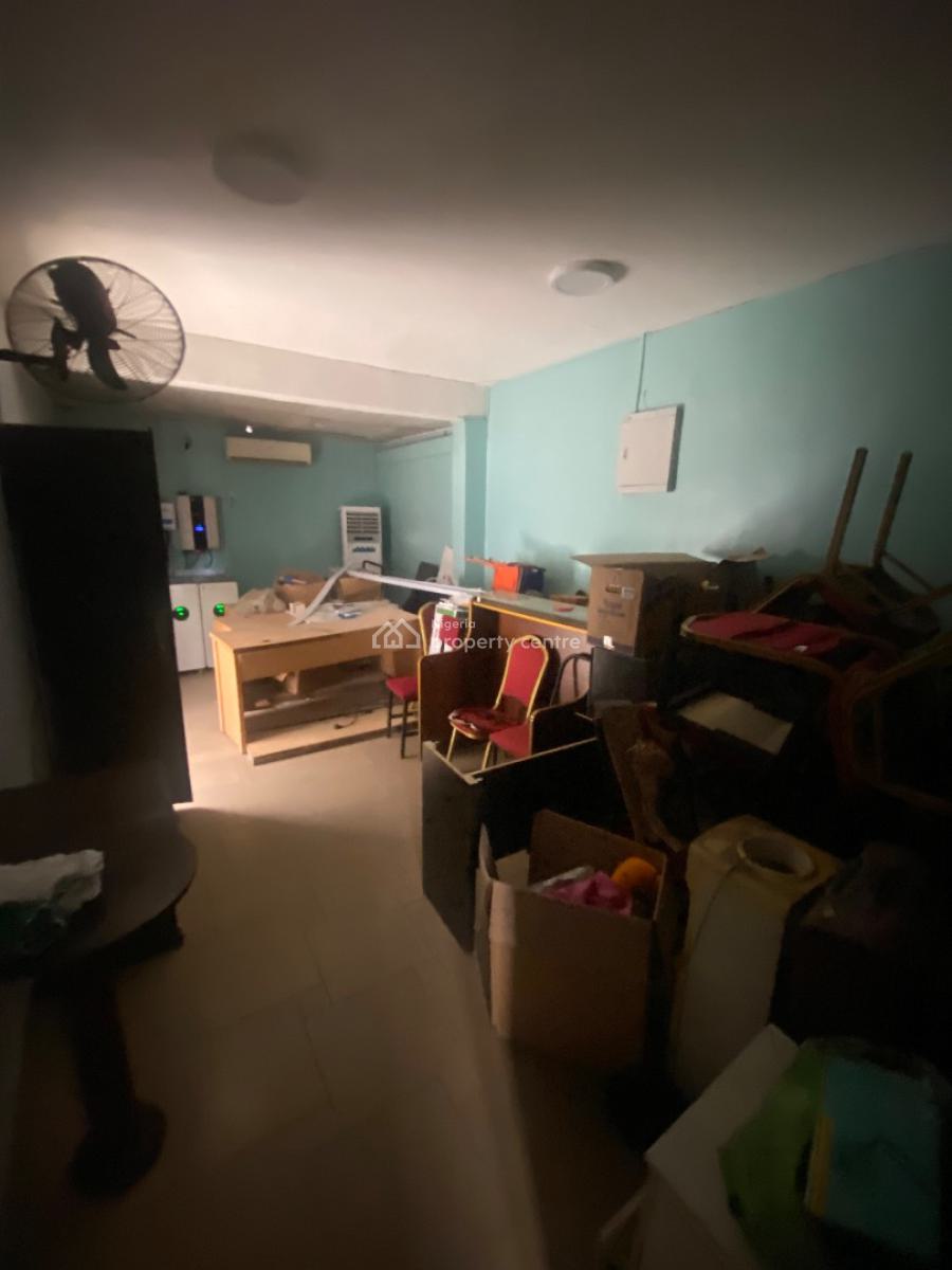 63sqm Ground Floor Office Space, Pinnock Beach, Osapa, Lekki, Lagos, Office Space for Rent
