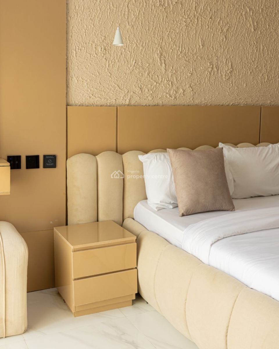 Luxury 2 Bedroom Apartment with Swimming Pool and Gym, Stone Bridge Street, Freedom Way, Lekki Phase 1, Lekki, Lagos, Flat / Apartment Short Let