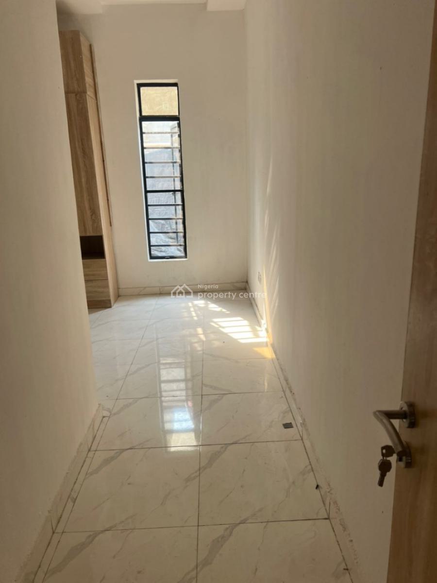 Standard 4 Bedroom Terrace Duplex with Bq, Ikota Gra, Lekki, Lagos, Terraced Duplex for Rent