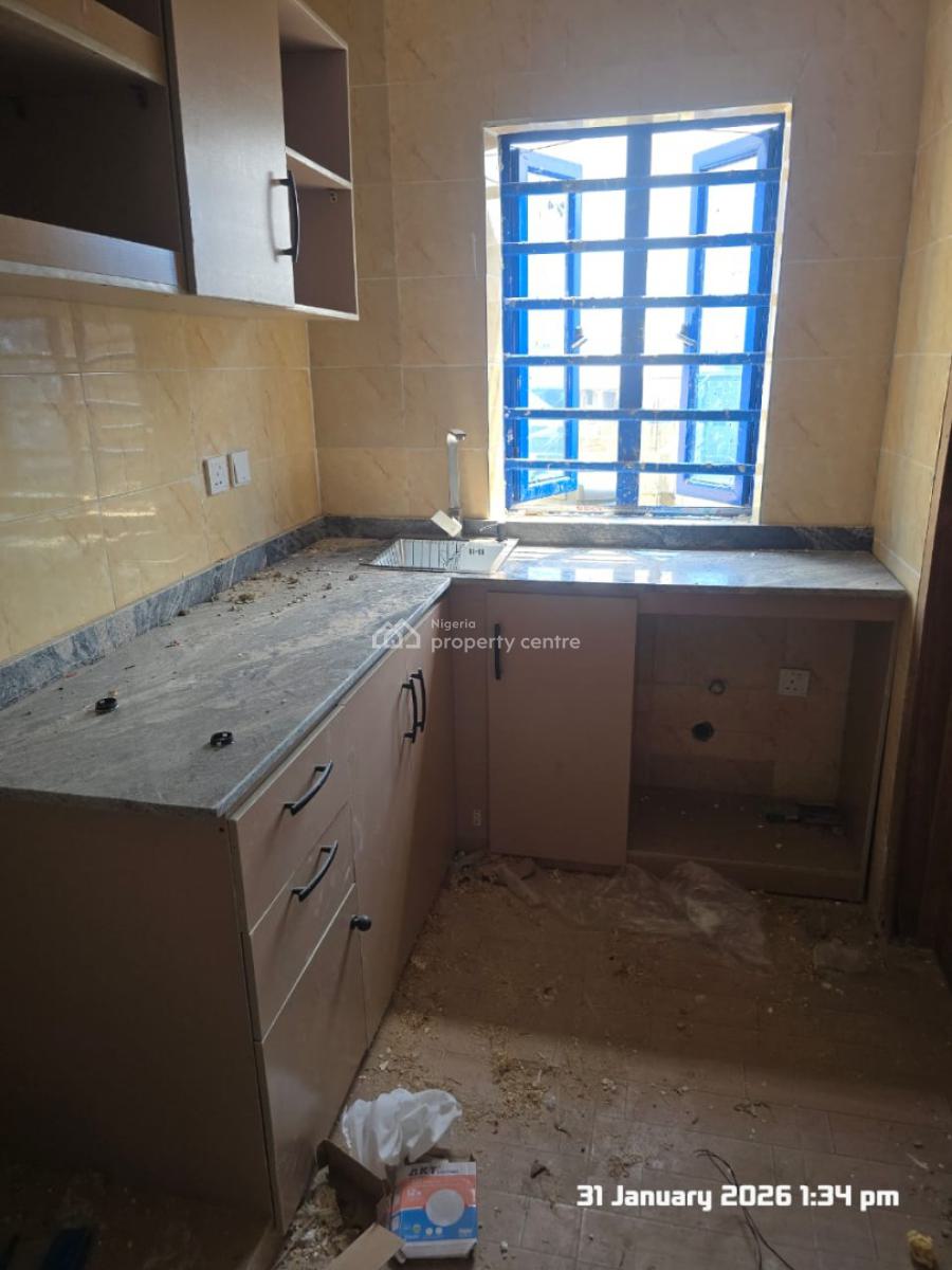 Newly Built and Luxury 2 Bedroom Apartment Upstairs, Fully Serviced, Golden Beach Estate, Ajah, Lagos, Flat / Apartment for Rent