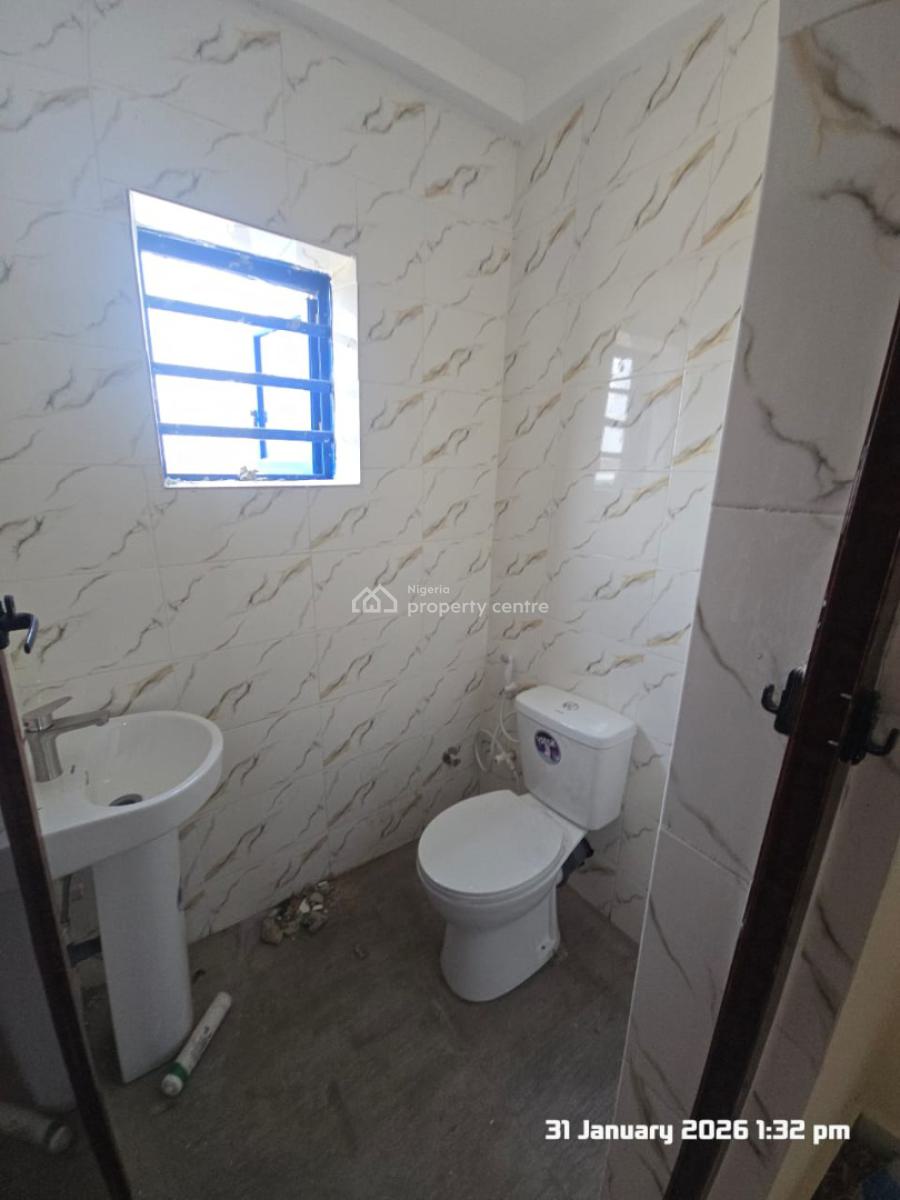 Newly Built and Luxury 2 Bedroom Apartment Upstairs, Fully Serviced, Golden Beach Estate, Ajah, Lagos, Flat / Apartment for Rent