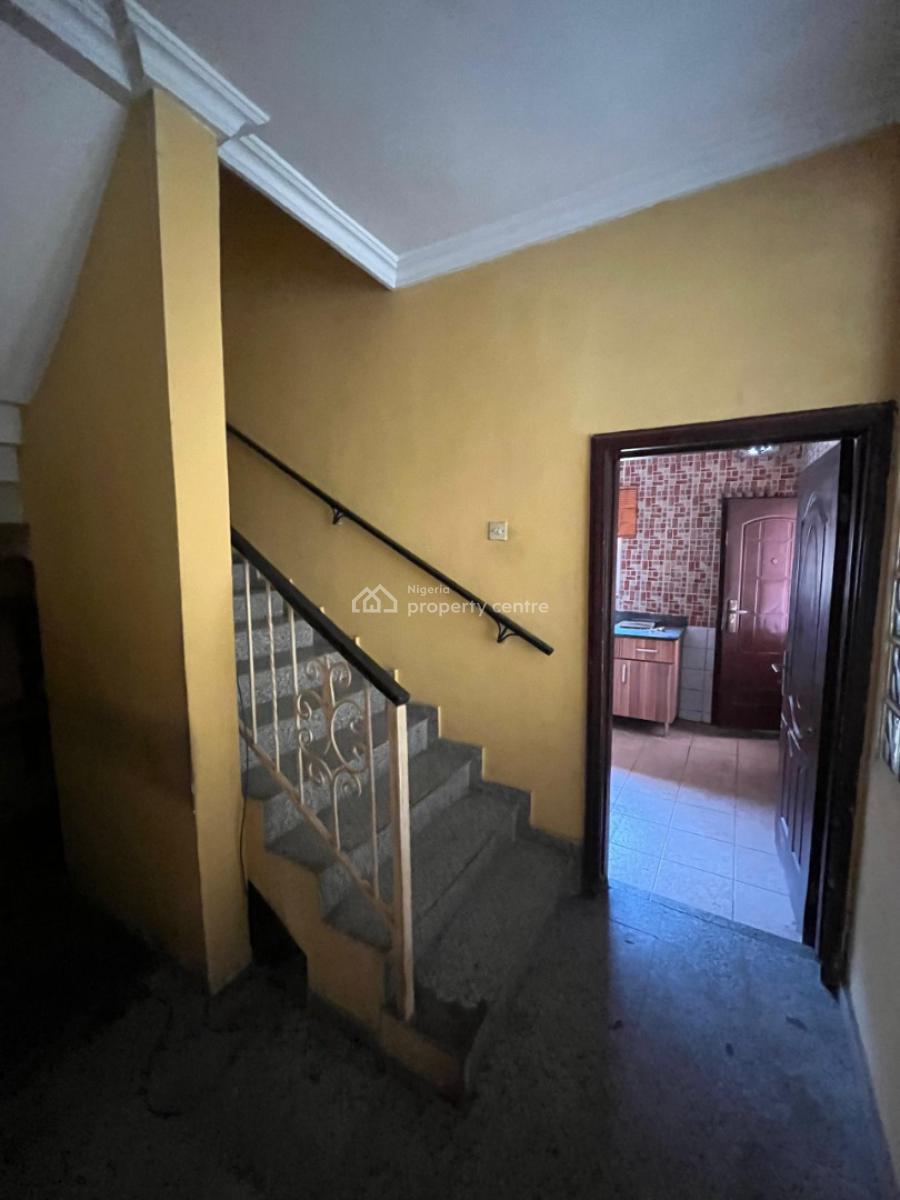 Spacious 4 Bedroom Terrace Duplex, Lekki Phase 1, Lekki, Lagos, Terraced Duplex for Rent