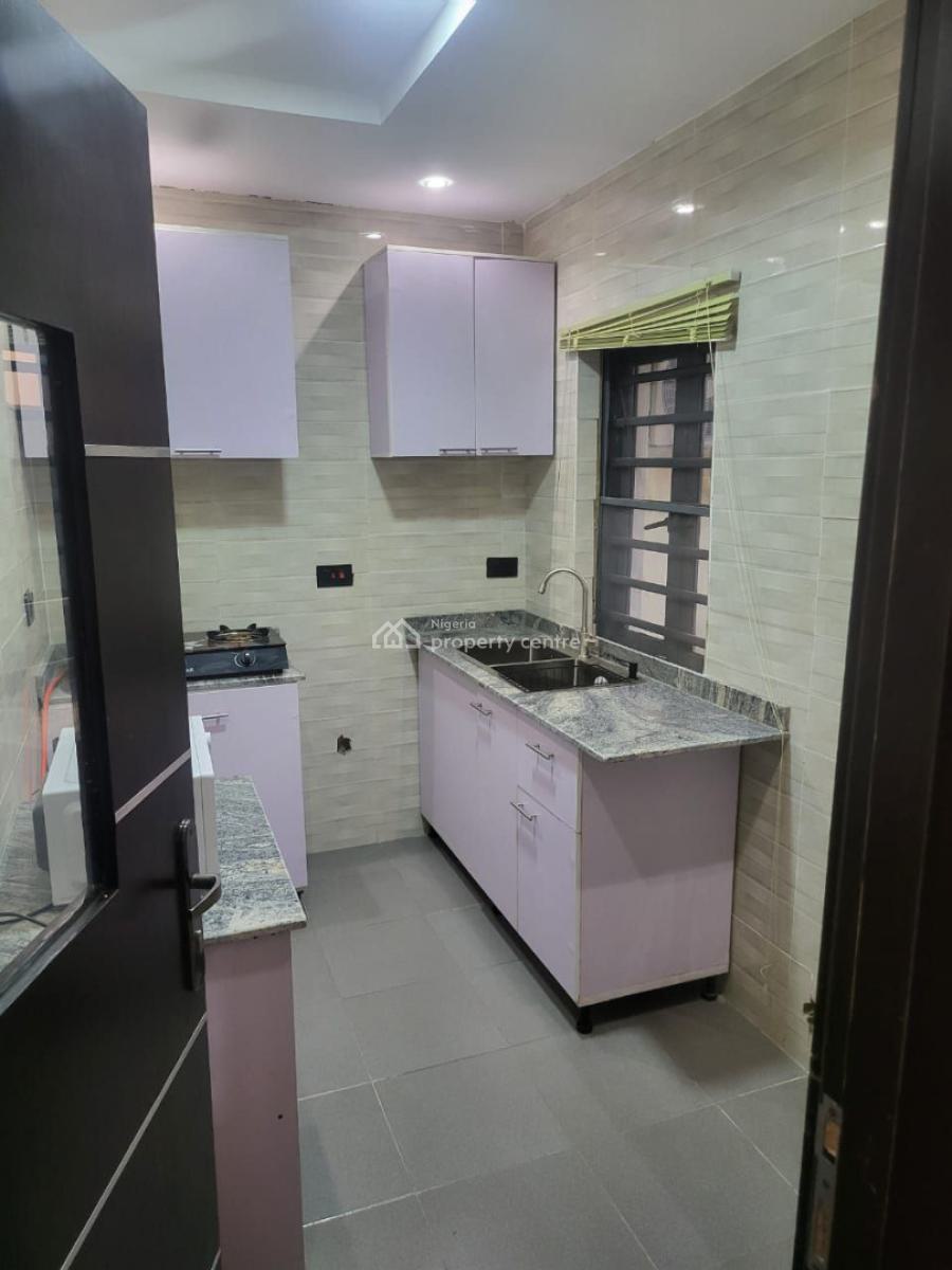 Furnished One Bedroom Apartment, No:7 Apana Street, Off Bishops Street, Surulere, Lagos, Mini Flat (room and Parlour) for Sale