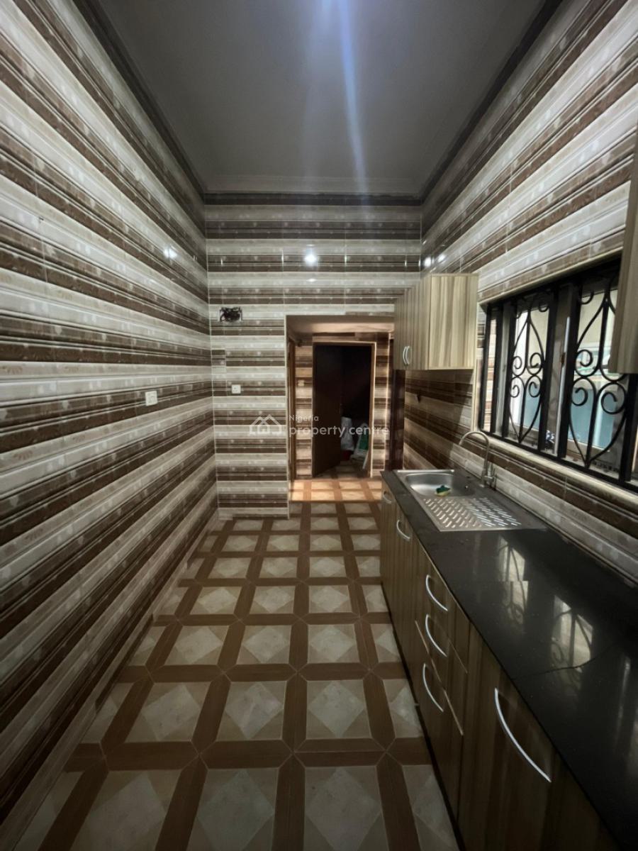 Spacious 2 Bedroom Terrace Duplex, Lekki Phase 1, Lekki, Lagos, Terraced Duplex for Rent