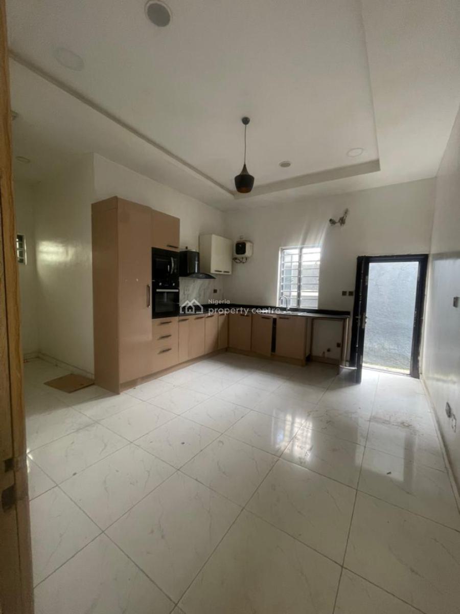 Nice 4 Bedroom Fully Detached Duplex with Bq, Chevron Alternative Road, Lekki Expressway, Lekki, Lagos, Semi-detached Duplex for Rent