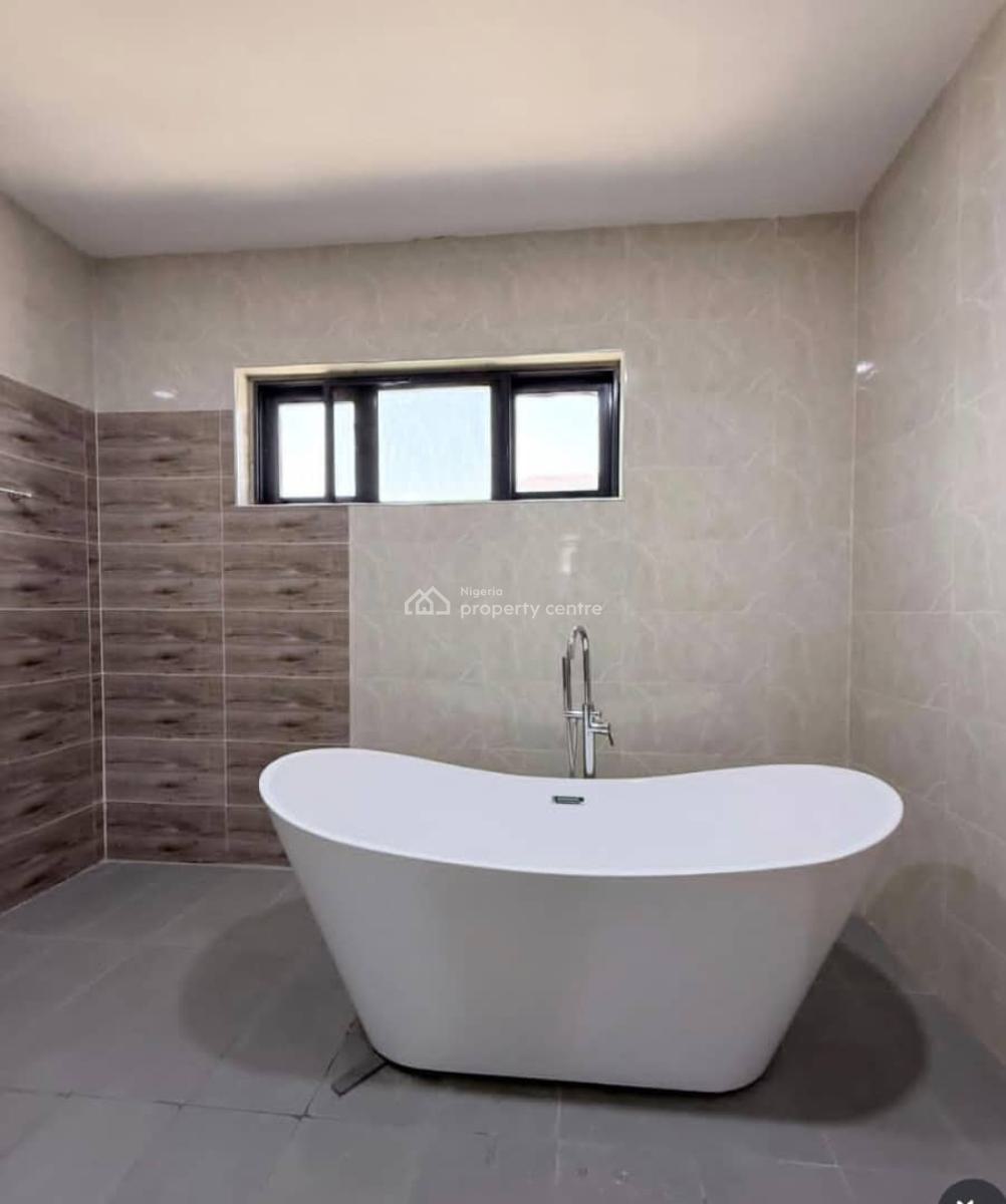 Fully Service 3bedroom Terrace Duplex with Fitted  Kitchen, New Road  Opposite Chevron Lekki, Lekki Expressway, Lekki, Lagos, Terraced Duplex for Rent