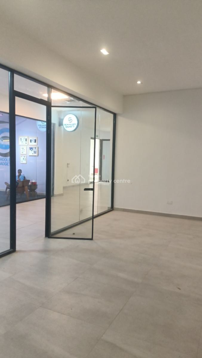 Fully Serviced  87 Sqms Showroom Space, Opebi Road, Opebi, Ikeja, Lagos, Plaza / Complex / Mall for Rent