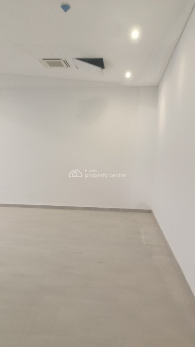 Fully Serviced  87 Sqms Showroom Space, Opebi Road, Opebi, Ikeja, Lagos, Plaza / Complex / Mall for Rent