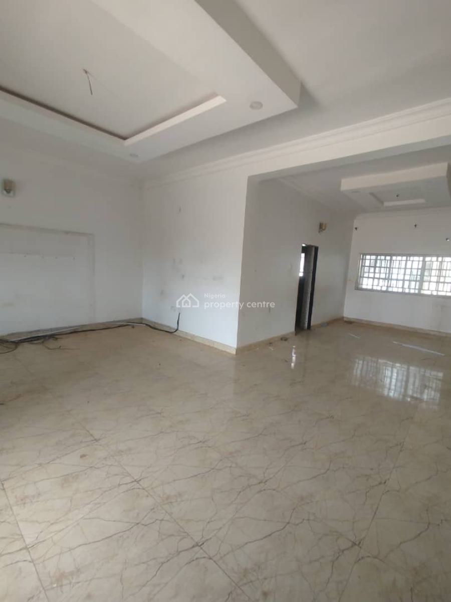 Massive 3bedroom Flat on The Ground Floor with Few Mins Untarred Roadh, Katampe, Abuja, Flat / Apartment for Rent