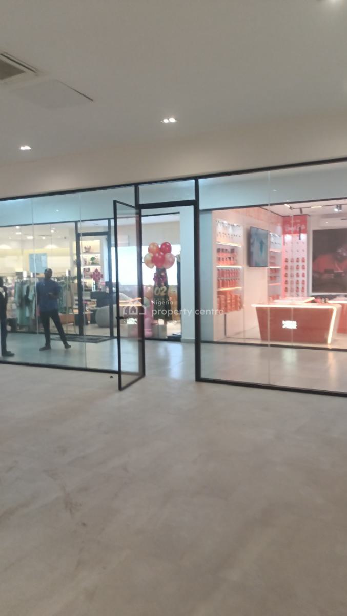 Fully Serviced 140 Sqms Showroom Space, Opebi Road, Opebi, Ikeja, Lagos, Plaza / Complex / Mall for Rent