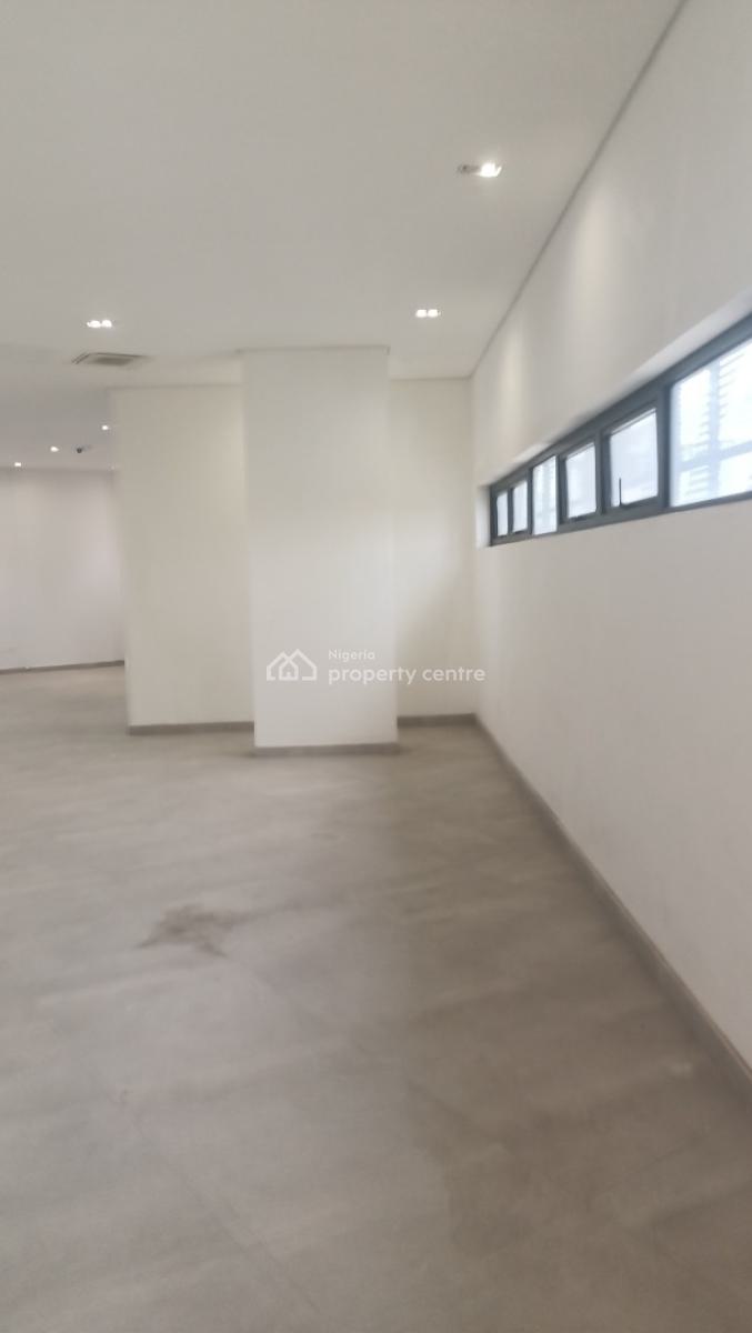 Fully Serviced 140 Sqms Showroom Space, Opebi Road, Opebi, Ikeja, Lagos, Plaza / Complex / Mall for Rent