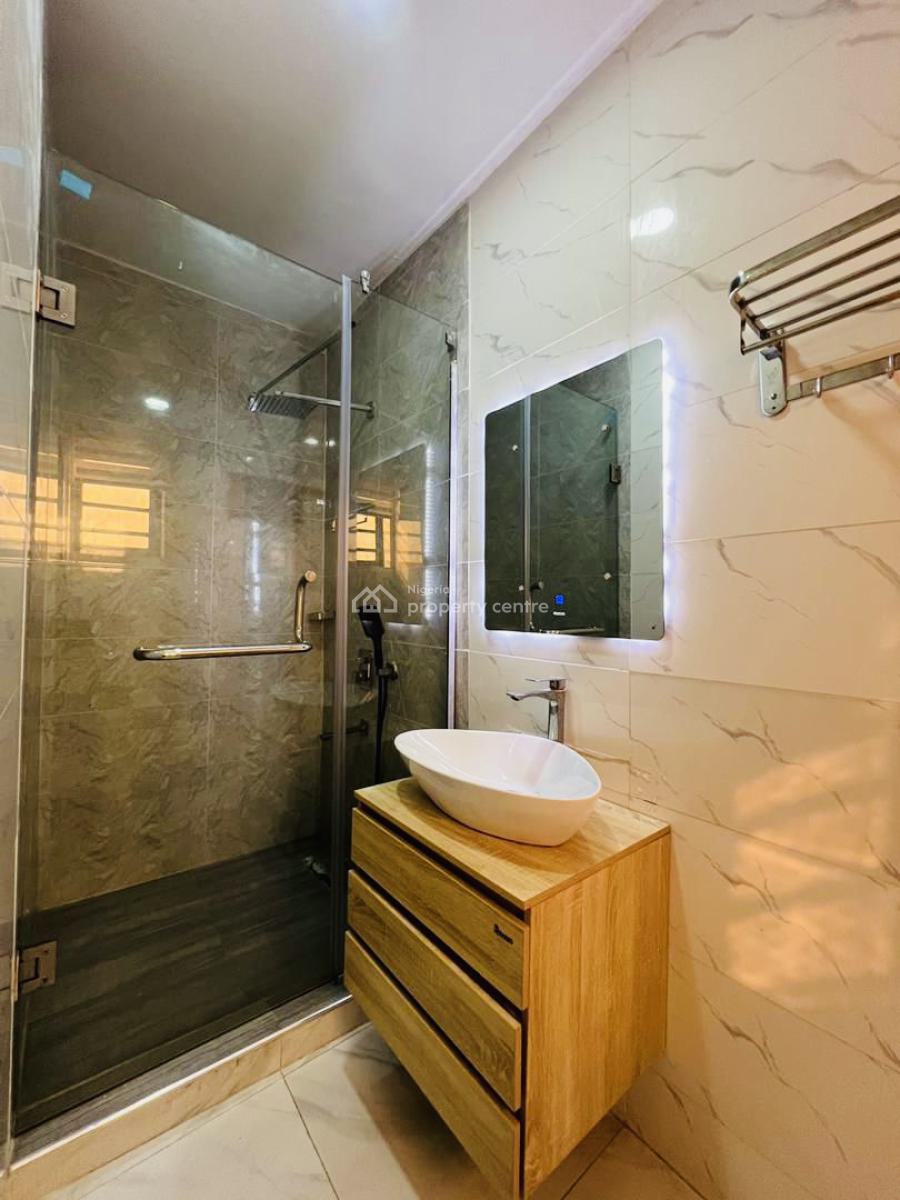 Distress Deal Beautifully Furnished 2 Bedroom Apartment with Pool, Ikate, Lekki, Lagos, Flat / Apartment for Sale