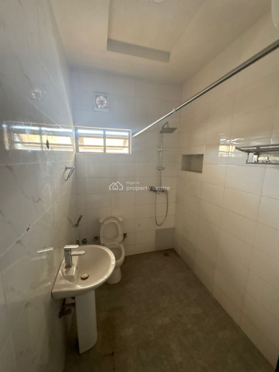 Spacious 3 Bedroom Flat + 1 Room Bq in Durumi, Abuja -- Prime Location, Durumi, Abuja, Flat / Apartment for Rent