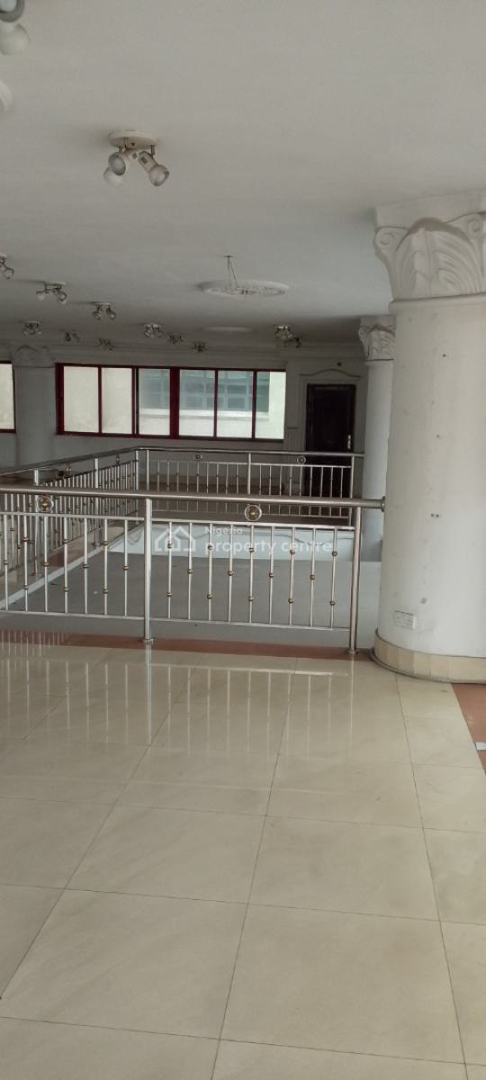 a Large Office Space Or Warehouse, Victoria Island, Victoria Island (vi), Lagos, Office Space for Rent