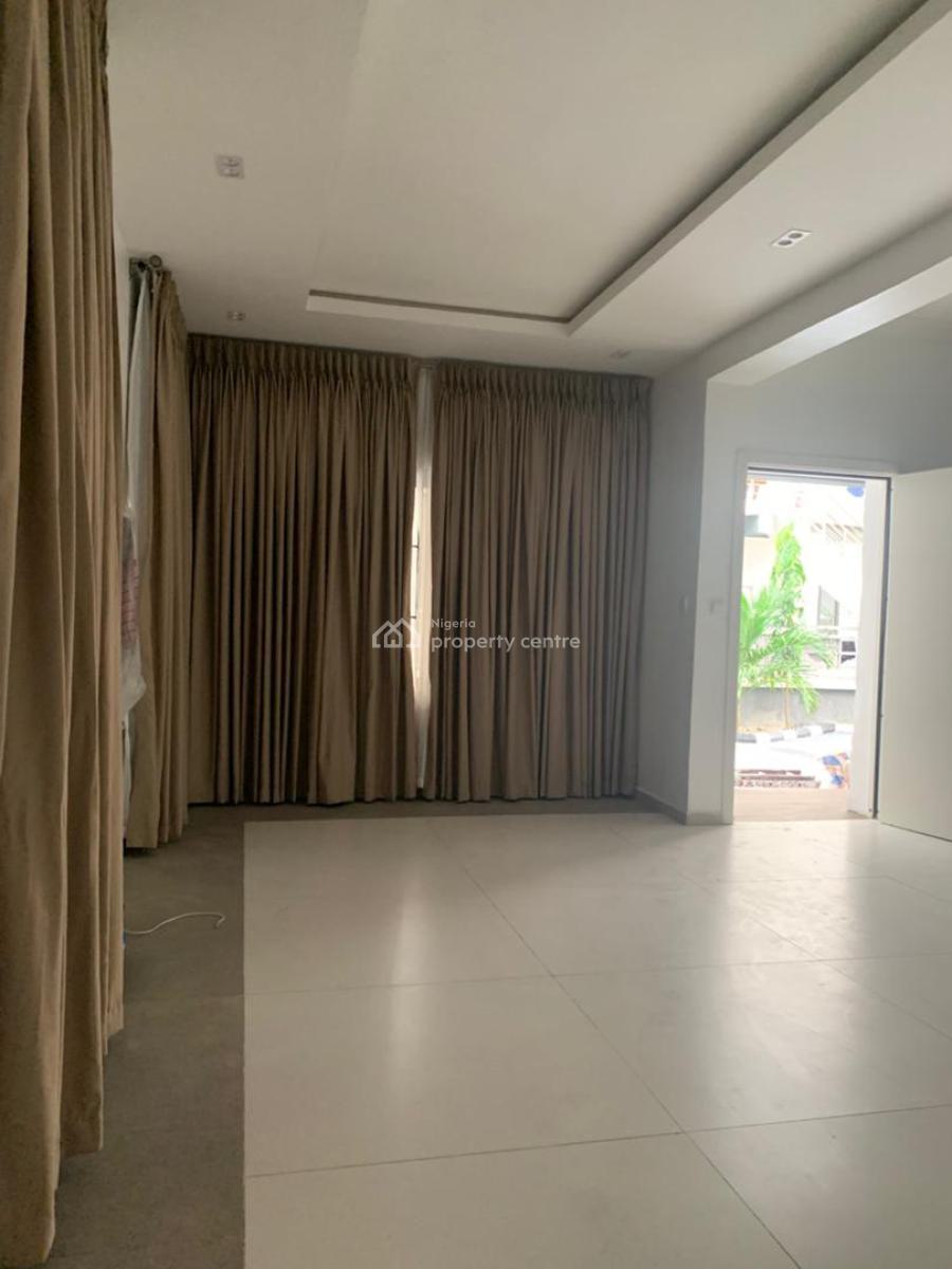 Brand New Tastefully Finished 2-bedroom Penthouse, Orchid Road, Lekki Expressway, Lekki, Lagos, Flat / Apartment for Rent