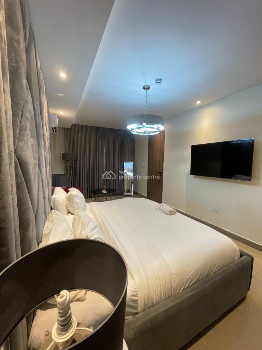 Fully Furnished 2bedrooms Flat, Periwinkle Estate, Lekki Phase 1, Lekki, Lagos, Flat / Apartment for Sale