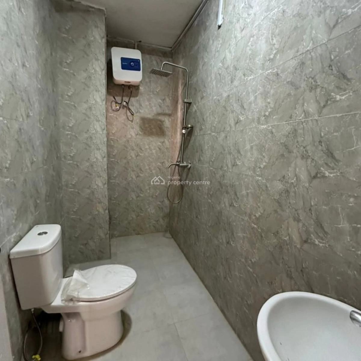 3 Bedrooms Apartment  in Wuye Abuja(second Floor)  :, Wuye, Abuja, Flat / Apartment for Sale