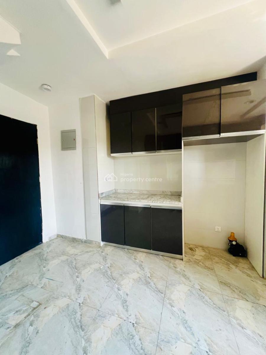 Luxury 4bedroom, Platinum Way, Lekki, Lagos, Terraced Duplex for Rent